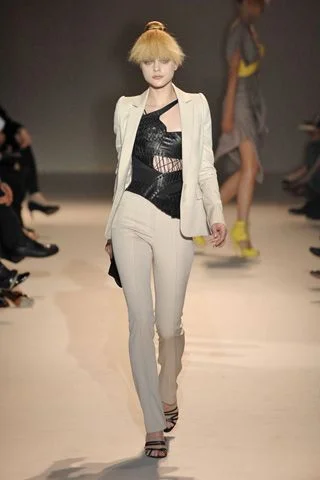 Look 17